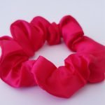 XUXINHA DE CETIM ANTI FRIZZ PINK | Soulta - Imagem 4