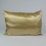 Fronha com ZIPPER Ouro de Cetim Anti Frizz - QUEEN SIZE 55X70