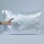 Fronha Eu Tenho Cachinhos de Cetim Anti Frizz - QUEEN SIZE 50X70 | Soulta - Imagem 2