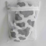 SAQUINHO DE PROTEçÃO 25X35 PARA ROUPAS DELICADAS - ZíPER BRANCO | Soulta - Imagem 4