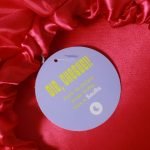 Touca PINK POP de Cetim Anti Frizz com Elástico Ajustável - CAMADA UNICA Tamanho:M | Soulta - Imagem 3