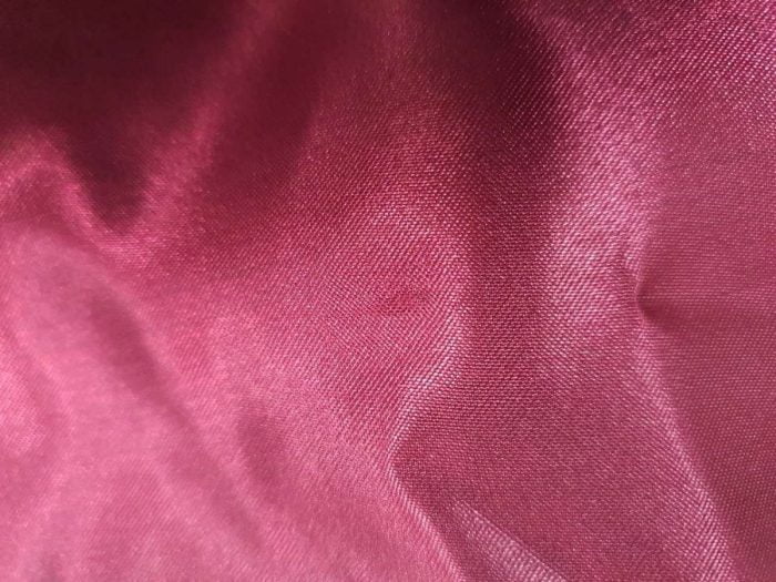 PEQUENOS DEFEITOS - Fronha Rosê de Cetim Anti Frizz - STANDARD | Soulta - Imagem 3