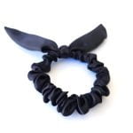 Xuxinha Preta de Cetim com Laço Pequeno - Imagem 7