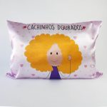 Fronha com ZIPPER Cachinhos Dourados de Cetim Anti Frizz - QUEEN SIZE 55X70