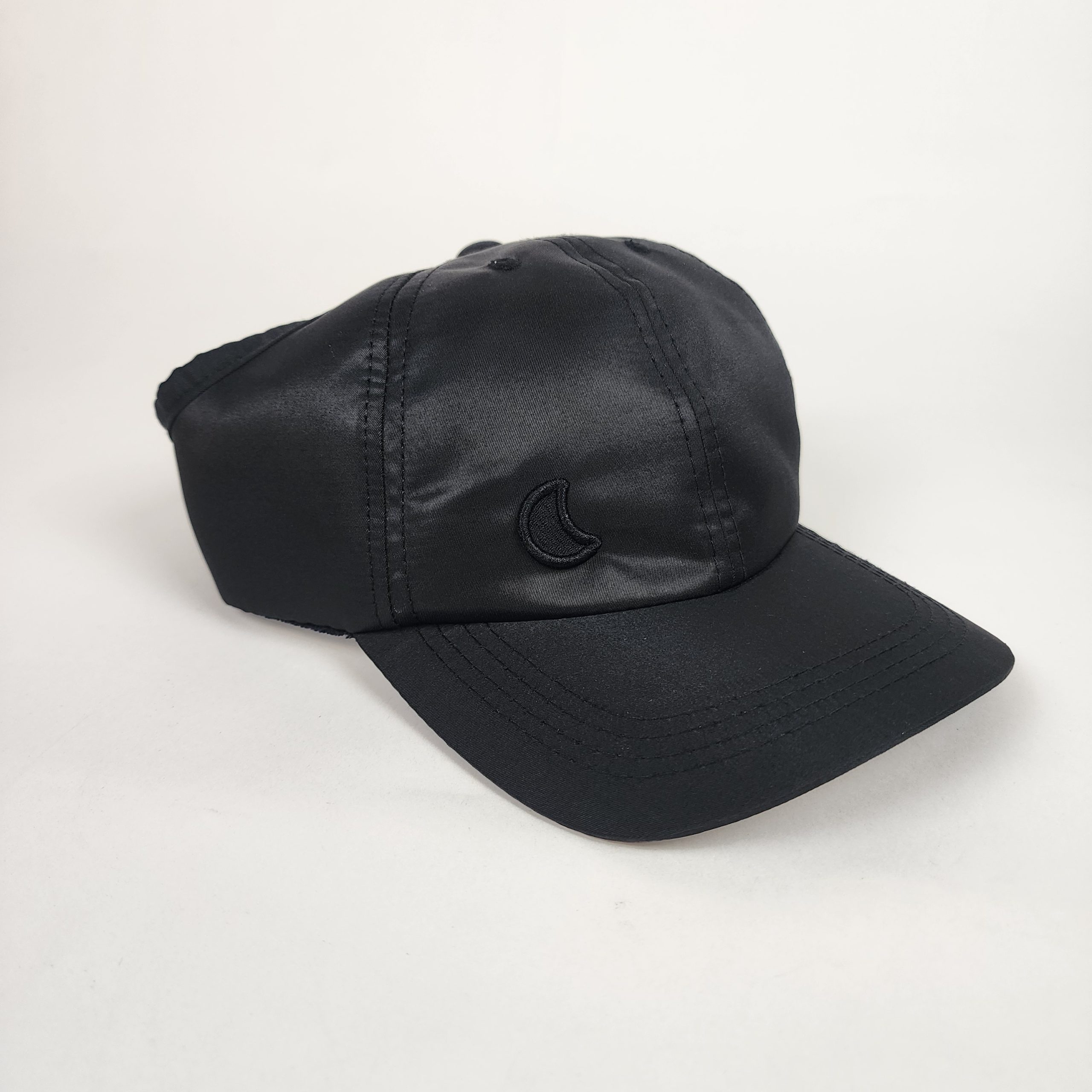 bone-preto Boné da Soulta: Proteção UV 50+ forro de cetim para Cachos Livres e protegidos - Preto - Imagem 1